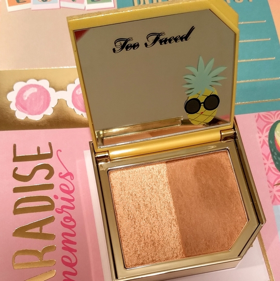 Too Faced Strobing Highlighting and Bronzing Duo - Picture 3 of 6